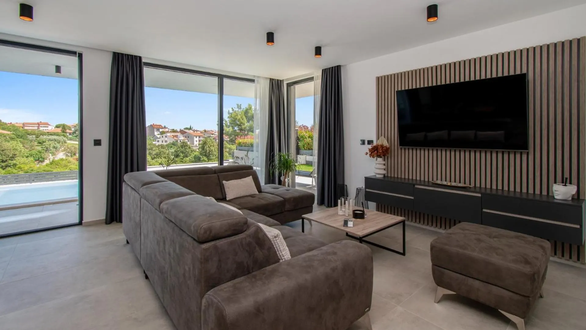 Villa Infinity Gem Mit Beheizbarem Pool In Medulin, Istrien 0*, מדולין קרואטיה