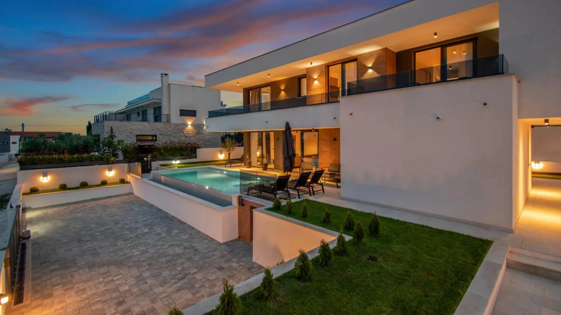 Villa Infinity Gem Mit Beheizbarem Pool In Medulin, Istrien מדולין