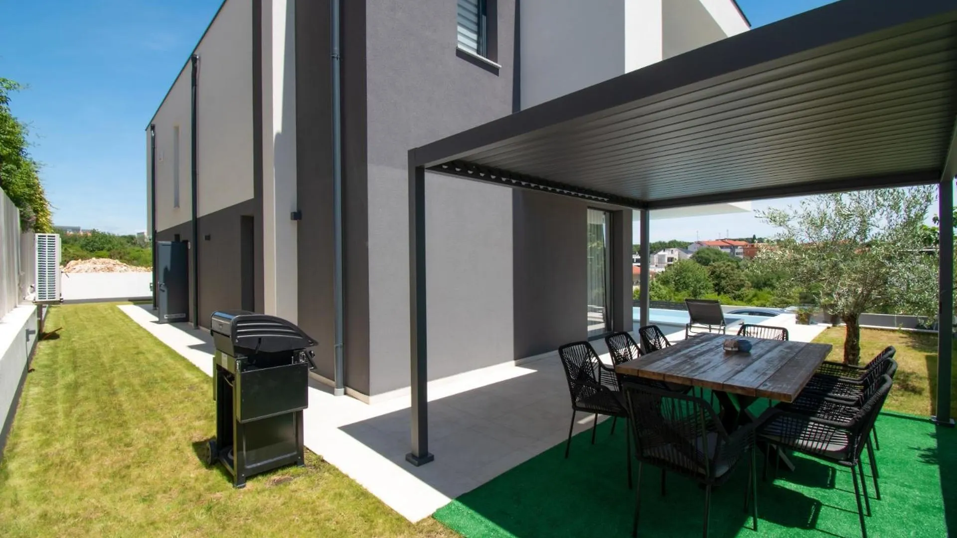 Villa Infinity Gem Mit Beheizbarem Pool In Medulin, Istrien